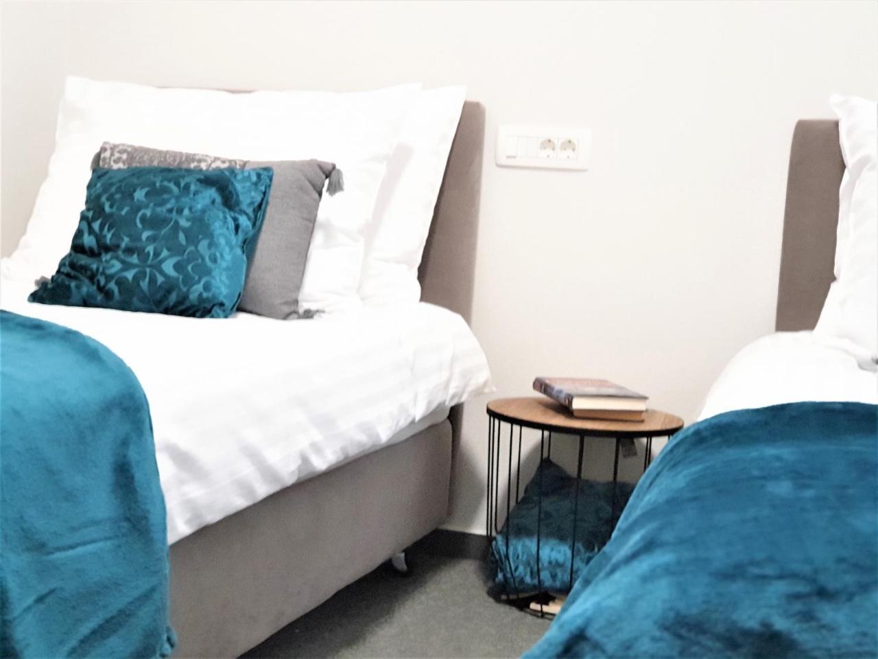 Smart Hostel Slavonski Brod Zewnętrze zdjęcie